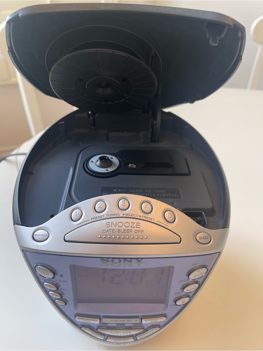 Sony Dream Machine CD Alarm Clock Radio AM/FM Dual Alarm Tested Working - Picture 4 of 7